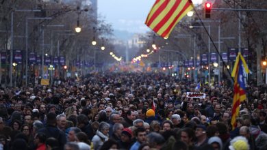 الأزمة السياسية الإسبانية سحب دعم Junts per Catalunya وتداعياته على كتالونيا