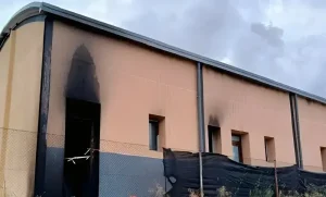 الهجوم على مسجد في بيرا كتالونيا وتصاعد خطاب الكراهية ضد المغاربة