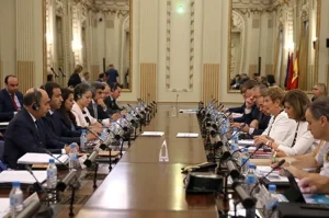 التعاون بين إسبانيا والمغرب في ملف الهجرة والقاصرين غير المصحوبين