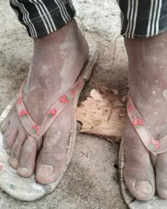 أطفال جبال المغرب يعانون من البرد في الشتاء