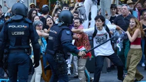 احتجاجات ضد العنف الشرطي في إسبانيا