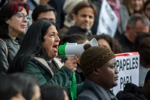 حقوق المهاجرين وغياب التمثيل السياسي في إسبانيا