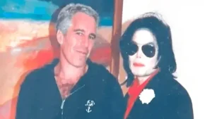 صورة تجمع نجم البوب مايكل جاكسون بجيفري إبستين