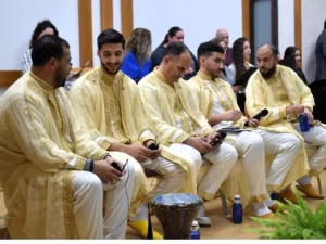 مجموعة اليسر تقدم عرضا في الملتقى العالمي للأديان بكرطخنة