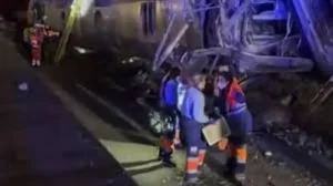 استجابة الطوارئ في موقع حادث أداموز بإسبانيا